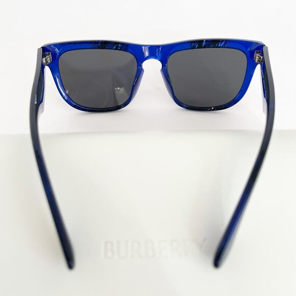 BURBERRY Blue Logo Print Square Acetate Sunglasses Unisex NWT - Picture 8 of 11